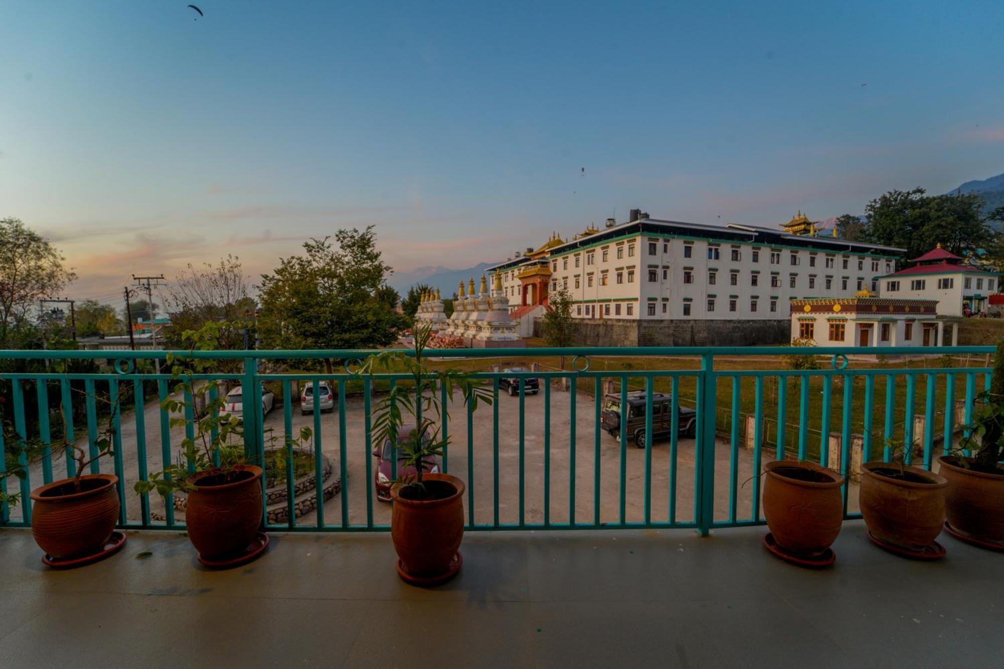 Chokling Arthouse - The Treasure Of Himalayas Hotel Bīr Exterior foto